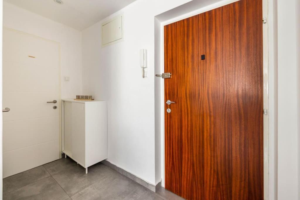 Cozy Renovated Apartment Close To Schoenbrunn Palace Вена Экстерьер фото
